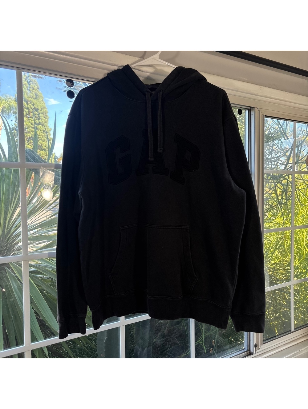 Y2K Gap Black Spellout Hoodie